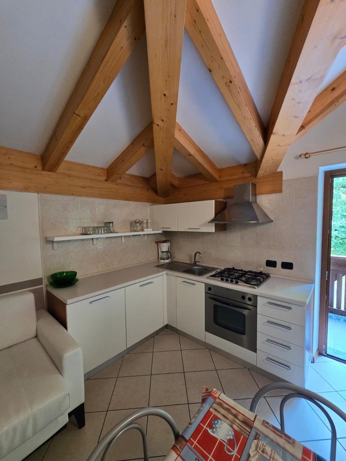 Ferienwohnung Casa Ornella LEDRO Exterior foto