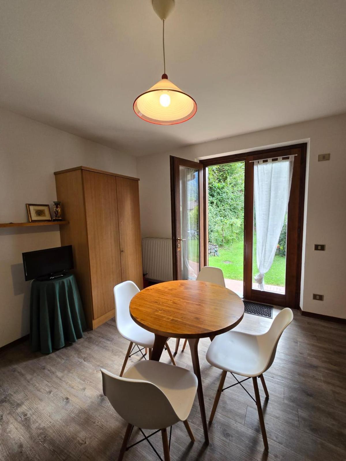 Ferienwohnung Casa Ornella LEDRO Exterior foto