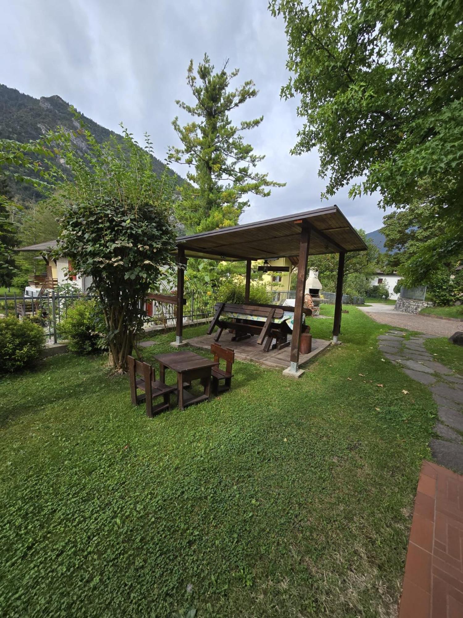 Ferienwohnung Casa Ornella LEDRO Exterior foto