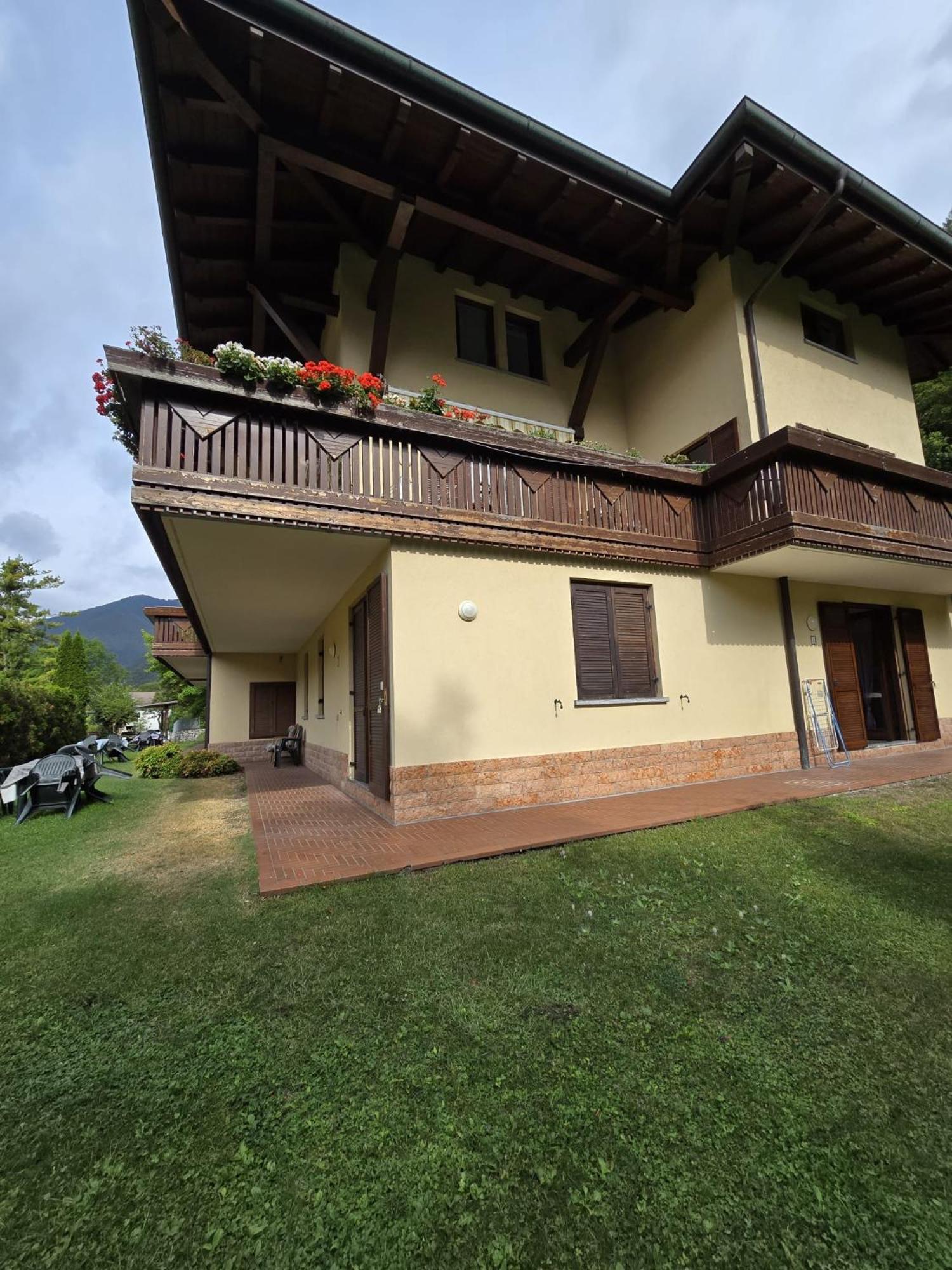 Ferienwohnung Casa Ornella LEDRO Exterior foto